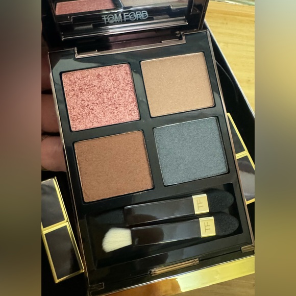 TOM FORD Set NIB NEW IN BOX Perfect For Gifting - Picture 8 of 8